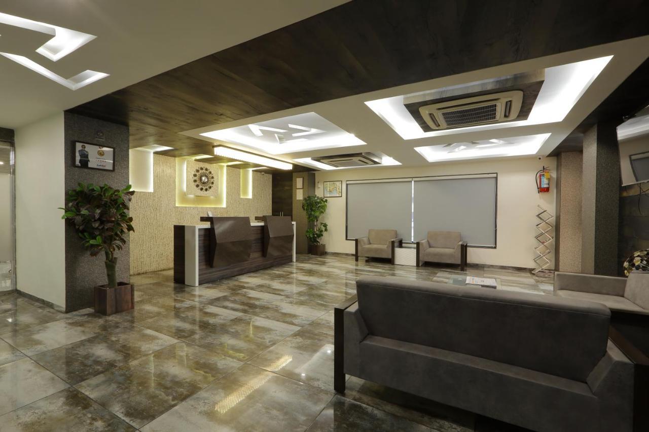 Hotel Unity アーメダバード エクステリア 写真