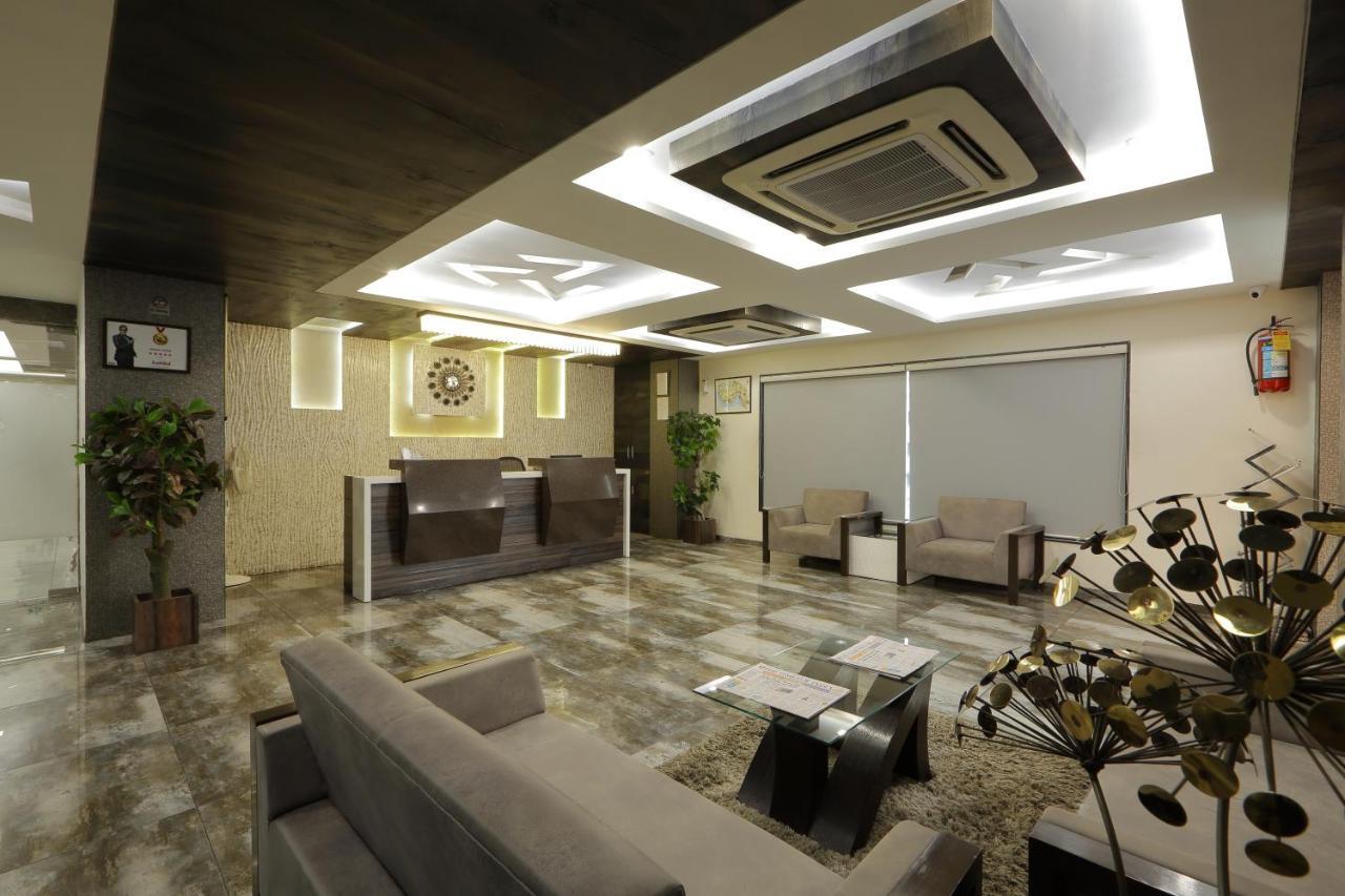 Hotel Unity アーメダバード エクステリア 写真